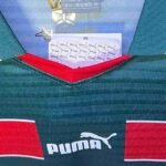 maillot-maroc-retro-coupe-du-monde-1998-🇲🇦-puma-maroc-khouribga-bodyshark