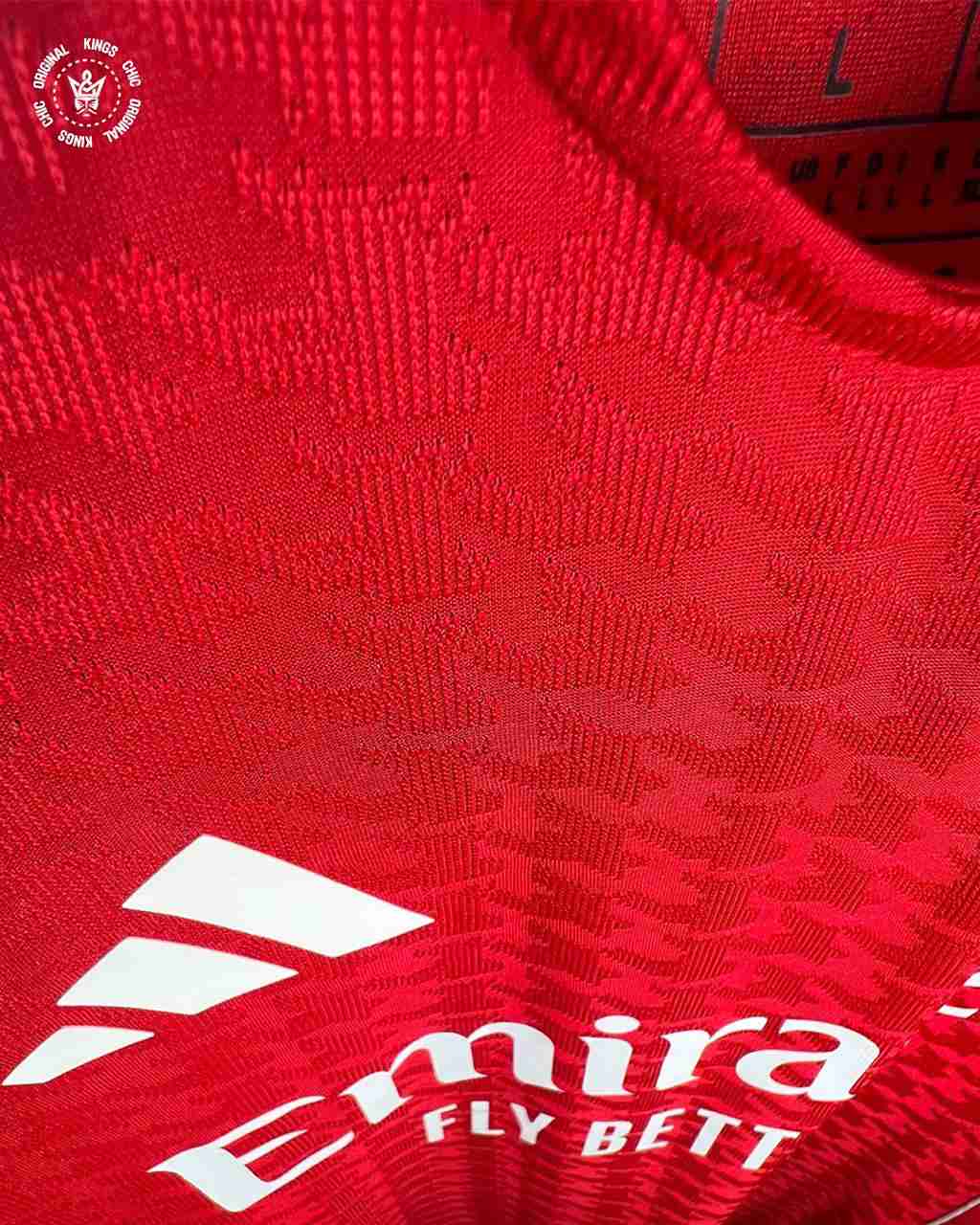 Maillot Arsenal Domicile 2025/26 - Adidas-maroc-khouribga-bodyshark