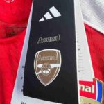 Maillot Arsenal Domicile 2025/26 - Adidas-maroc-khouribga-bodyshark