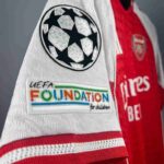 Maillot Arsenal Domicile 2025/26 - Adidas-maroc-khouribga-bodyshark