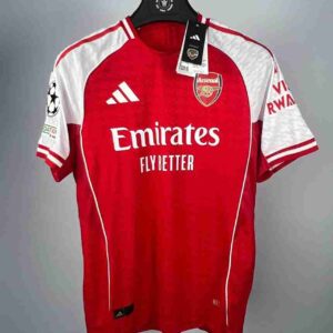 Maillot Arsenal Domicile 2025/26 - Adidas-maroc-khouribga-bodyshark