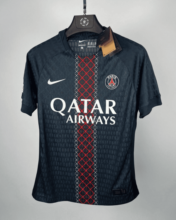 maillot-domicile-psg-2025-26-nike-maroc-khouribga-bodyshark